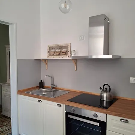 Charme House لا سبيتسْيا